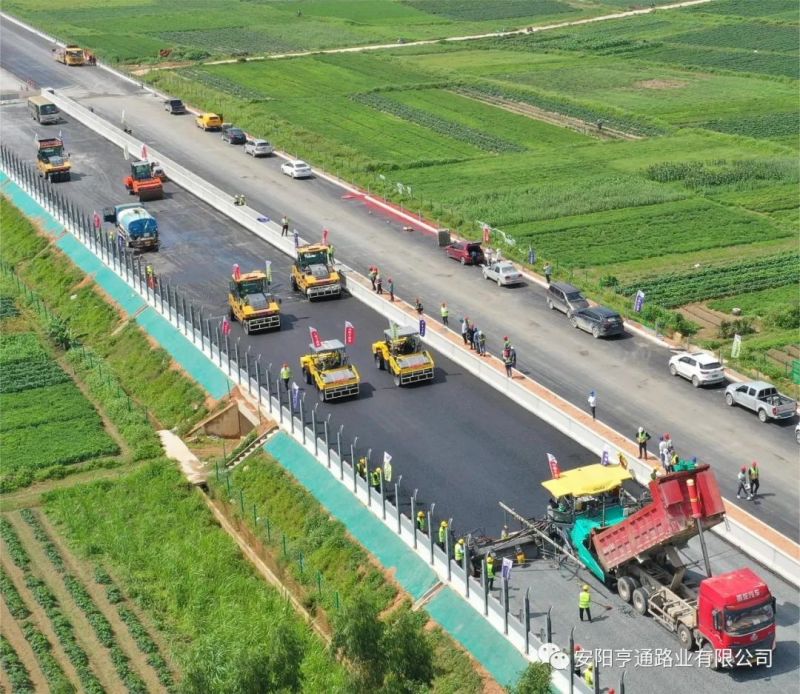 工地防暑降溫點(diǎn)，夏送清涼到一線